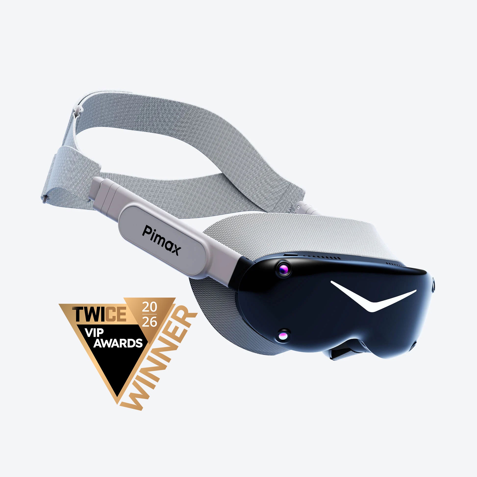 Pimax Dream Air SE 另一側,白色 Pimax 側臂與灰色頭帶,畫面有 TWICE 2026 VIP AWARDS WINNER 徽章